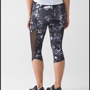 Lululemon Sun Runner Crops